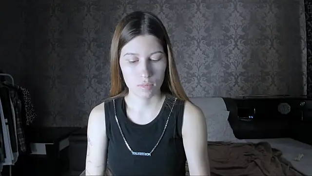 Agnes Allenn online show from 11.19.25