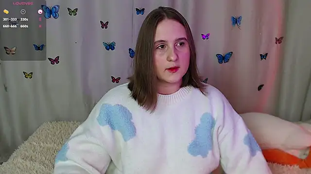 Snapshot of Phantommira chatting on 02.27.25 Phantommira online show from 02.27.25