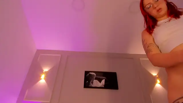 anniemartinezz online show from 09.15.25