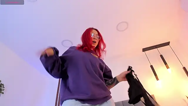 anniemartinezz online show from 11.23.25