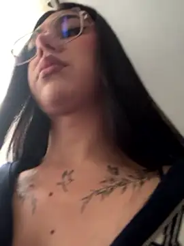 RoseCassie online show from 01.08.26