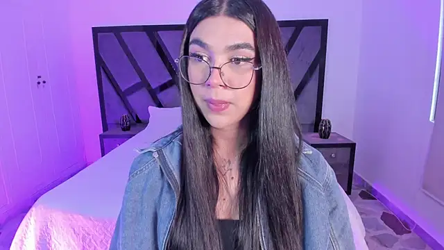 Snapshot of RoseCassie chatting on 07.05.26 RoseCassie online show from 07.05.26