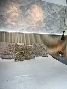 AinaraJimenez online show from 11.20.25