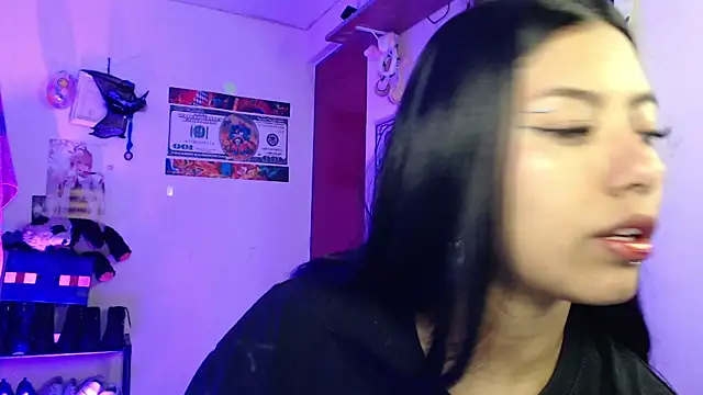 Snapshot of Katta_ossa chatting on 11.22.25 Katta ossa online show from 11.22.25