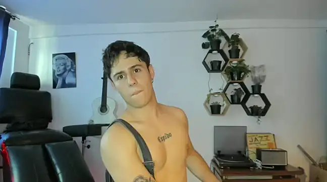 Antonello Vannucci online show from 02.25.25