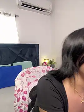 Snapshot of Lily_Woodz chatting on 02.21.26 Lily Woodz online show from 02.21.26