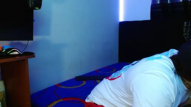 miia-liiam online show from 01.11.26