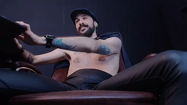 AxelColton online show from 01.26.25