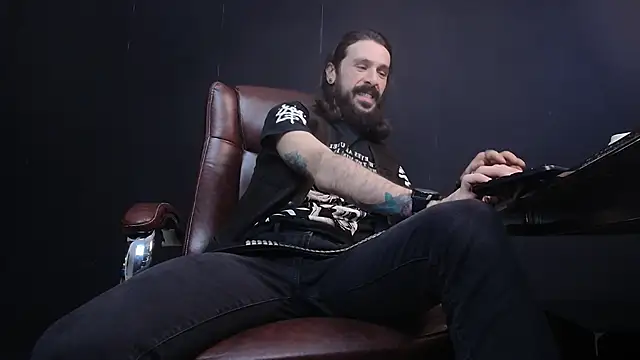 AxelColton online show from 02.13.25