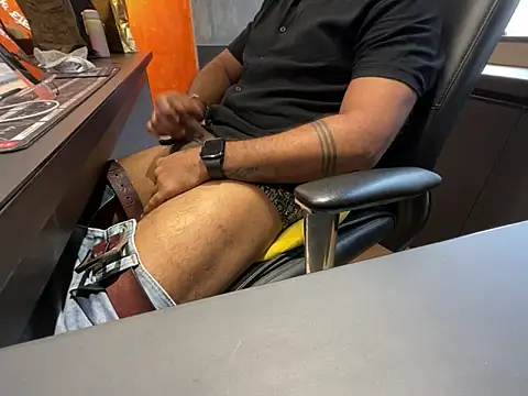 Nil Talreja online show from 09.12.25