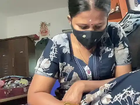 Tamil Sanjana  online show from 11.28.25