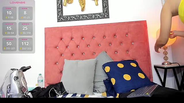 Samantha Good online show from 02.05.25