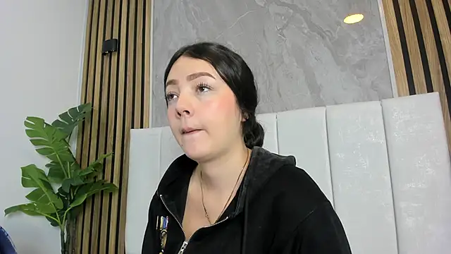 Samantha Good online show from 01.07.26