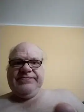 Snapshot of jk6t chatting on 01.15.26 jk6t online show from 01.15.26