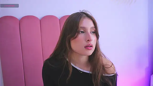 Daisha Riley online show from 01.31.25