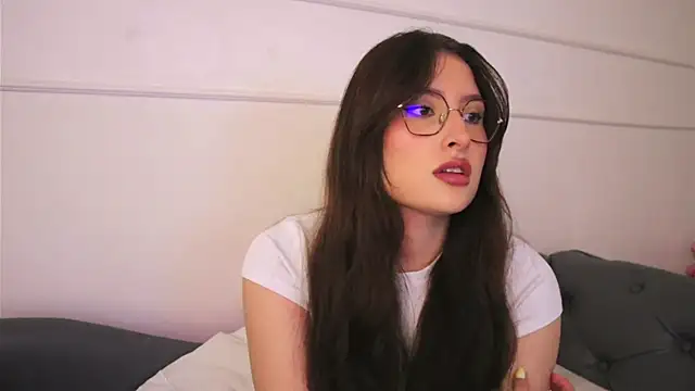 Daisha Riley online show from 04.06.26