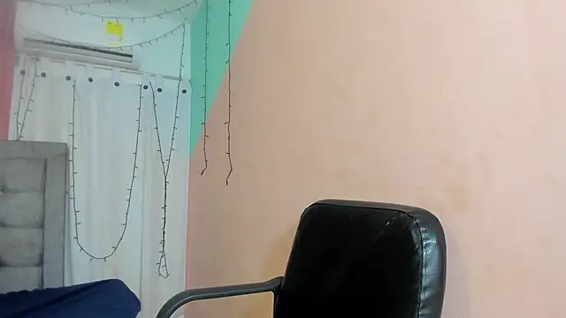 dani-lue online show from 01.24.25