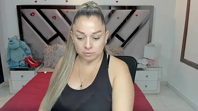 natalia5560 online show from 10.20.25