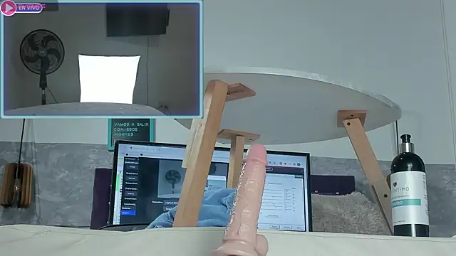 Little lili19 online show from 01.12.25