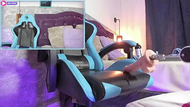 Little lili19 online show from 01.23.25