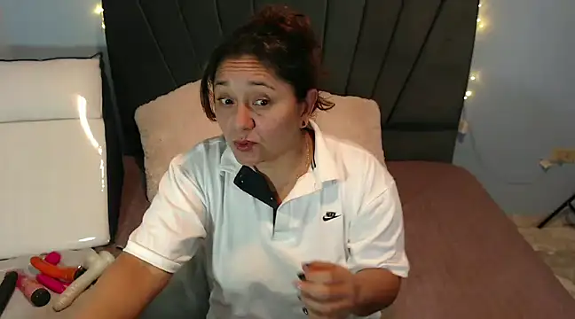 AngelRouss online show from 02.01.25