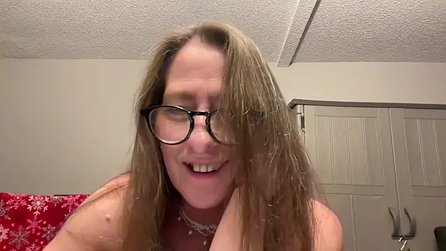 Snapshot of Keywest_Kate chatting on 01.03.25 Keywest Kate online show from 01.03.25