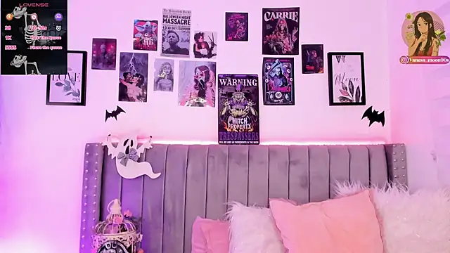 vanesa moon   online show from 10.16.25