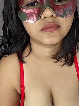 Snapshot of Riya_Stream01 chatting on 02.14.25 Riya Stream01 online show from 02.14.25