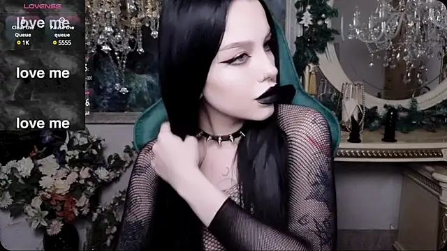 Snapshot of alexx_succubus chatting on 01.25.25 alexx succubus online show from 01.25.25