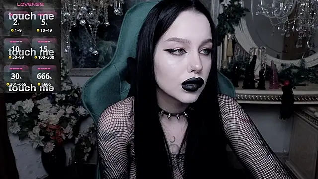 Snapshot of alexx_succubus chatting on 01.26.25 alexx succubus online show from 01.26.25