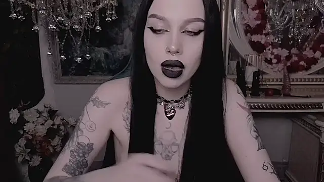 Snapshot of alexx_succubus chatting on 02.07.25 alexx succubus online show from 02.07.25