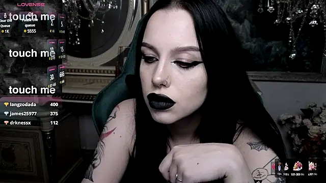 Snapshot of alexx_succubus chatting on 03.04.25 alexx succubus online show from 03.04.25