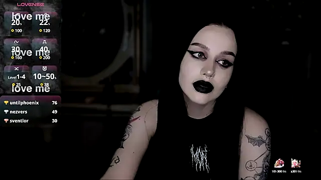 Snapshot of alexx_succubus chatting on 03.07.25 alexx succubus online show from 03.07.25