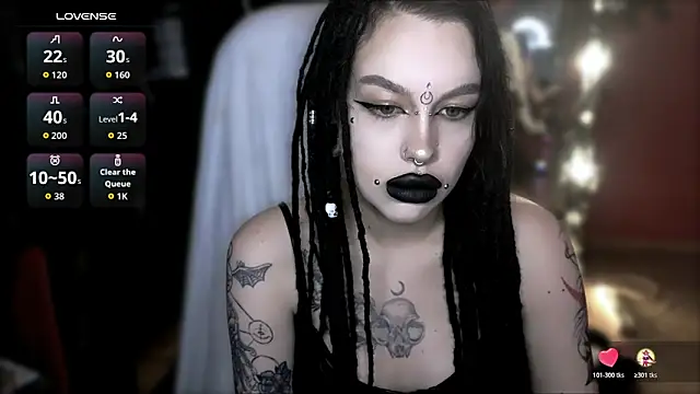 Snapshot of alexx_succubus chatting on 04.20.26 alexx succubus online show from 04.20.26