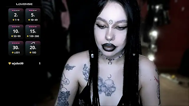 Snapshot of alexx_succubus chatting on 05.18.26 alexx succubus online show from 05.18.26