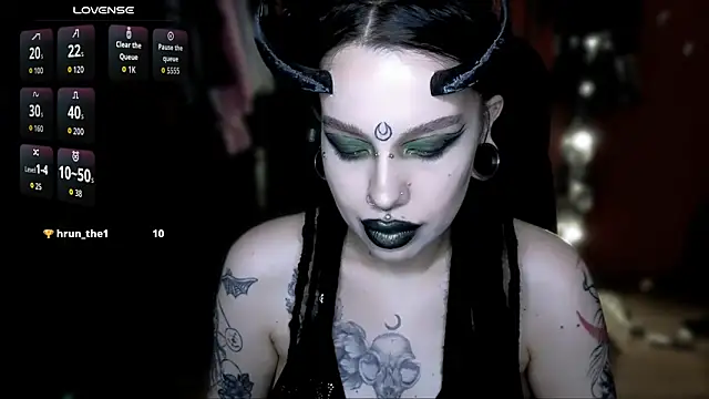 Snapshot of alexx_succubus chatting on 05.22.26 alexx succubus online show from 05.22.26