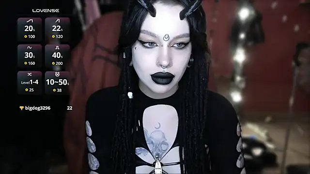 Snapshot of alexx_succubus chatting on 05.25.26 alexx succubus online show from 05.25.26