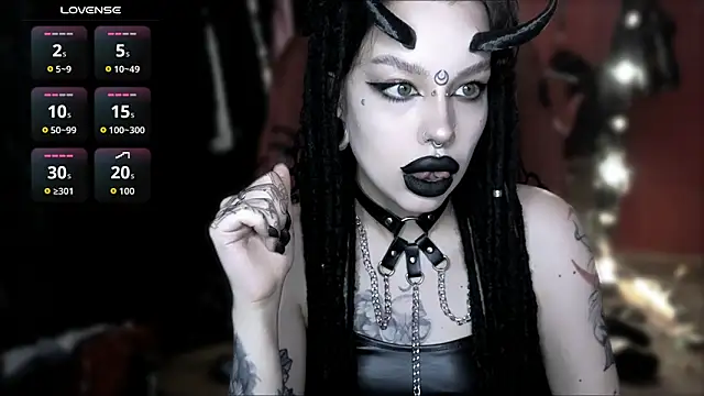 Snapshot of alexx_succubus chatting on 05.31.26 alexx succubus online show from 05.31.26