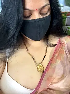 FlatVincy4 online show from 10.15.25