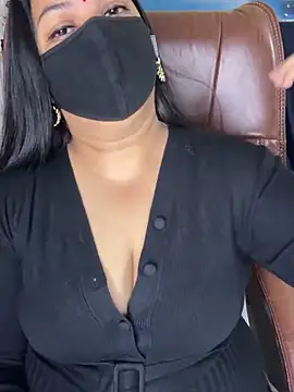 FlatVincy4 online show from 11.28.25