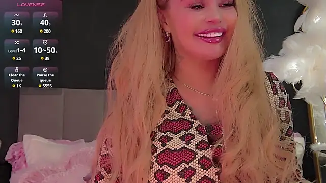 Marussia luxury online show from 03.11.25