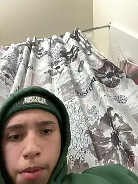 Snapshot of qbaby96 chatting on 01.05.25 qbaby96 online show from 01.05.25