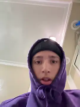 Snapshot of qbaby96 chatting on 02.26.25 qbaby96 online show from 02.26.25