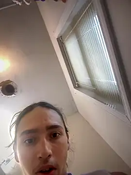 Snapshot of qbaby96 chatting on 10.04.25 qbaby96 online show from 10.04.25