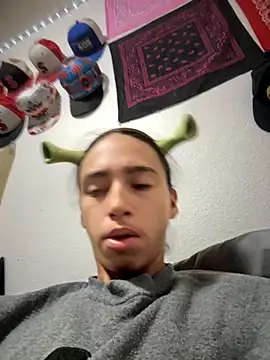 Snapshot of qbaby96 chatting on 10.31.25 qbaby96 online show from 10.31.25