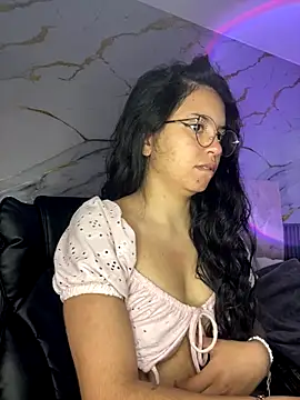 Rosita forever  online show from 10.14.25