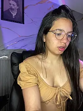 Rosita forever  online show from 10.28.25