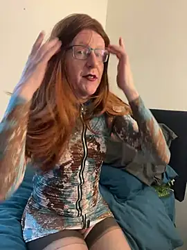 Valerie-4-U online show from 01.26.25