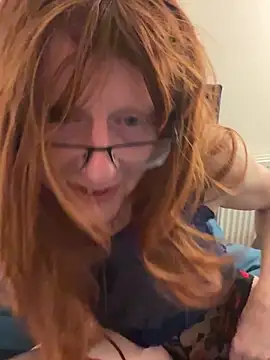 Valerie-4-U online show from 02.12.25