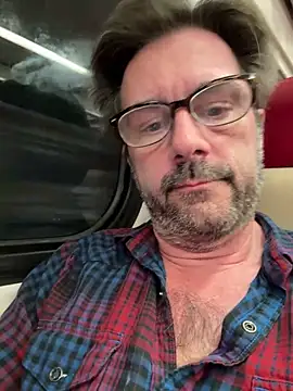 Johnny Bottoms online show from 03.12.25